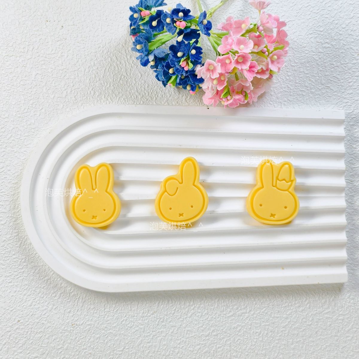 Cute 3D Press Cookie Mold with - Kitchen Gadgets Worth Buying ulasan dan harga